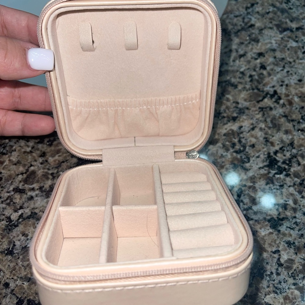jewlery travel case